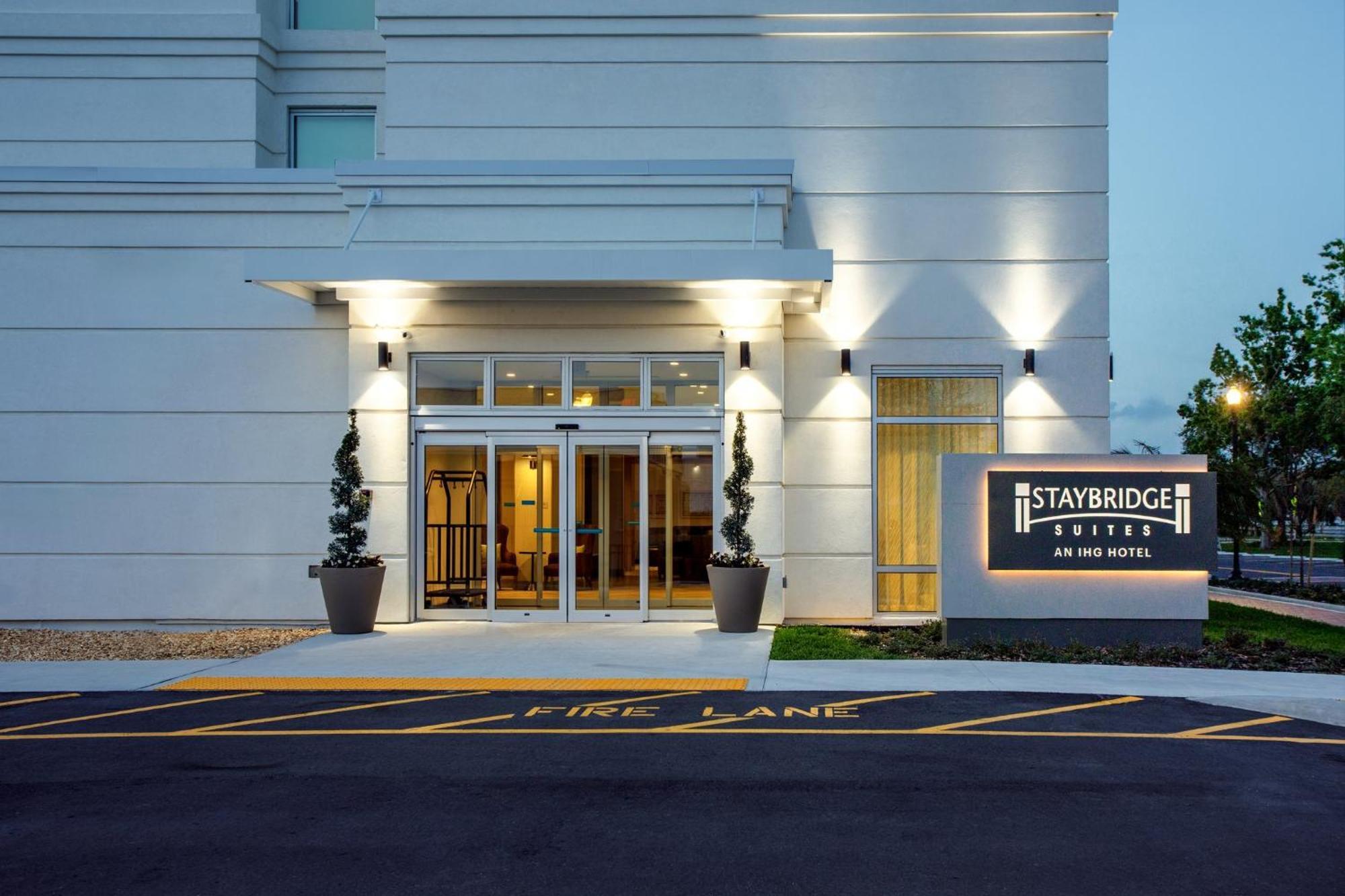 Staybridge Suites Winter Haven - Auburndale ภายนอก รูปภาพ